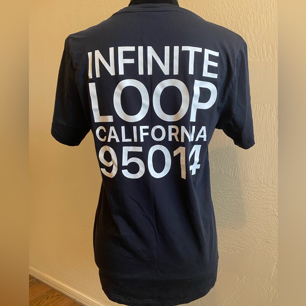 Apple T-shirt Black Size Small Unisex